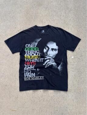 Vintage Bob Marley Graphic T-Shirt Black Faded band tee